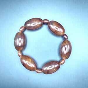 Vintage FAUX AMBER Lucite Oval Beaded Stretch Bracelet Mid Century Modern Style